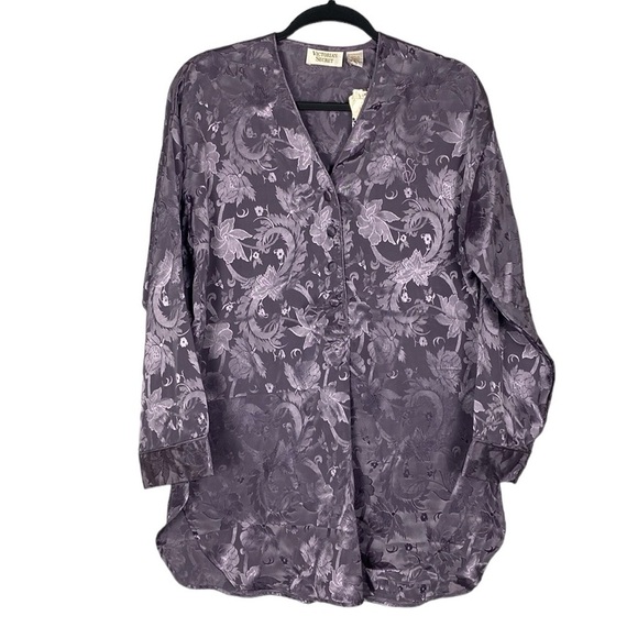 Vintage Victoria’s Secret floral sleep dress